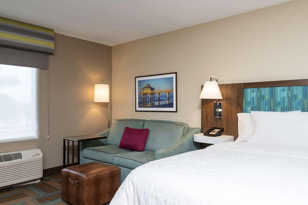 Hampton Inn & Suites Fort Myers-Colonial Boulevard Zimmer foto